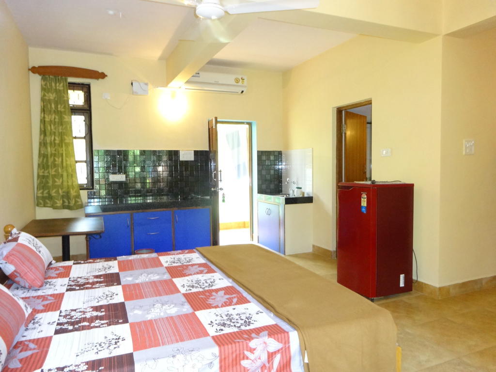 Pinto Guest House Candolim Habitación foto